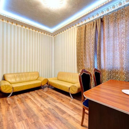 Hotel Kiev Lomakin Екстер'єр фото